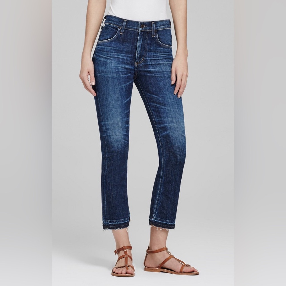 Citizens Of Humanity Drew Crop Flare premium vintage denim jeans. Size 26.